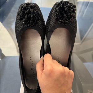 Karen Scott Women’s Flats